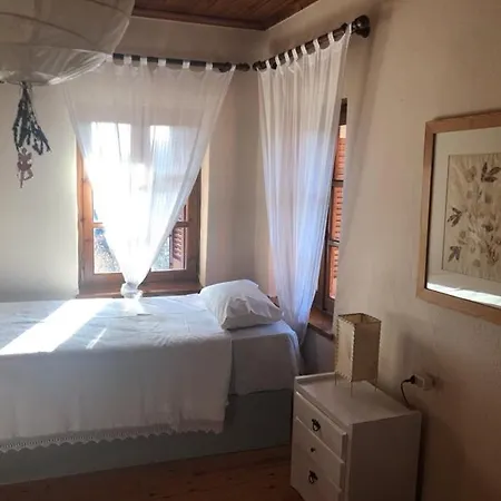 Kalliopi's House Villa *